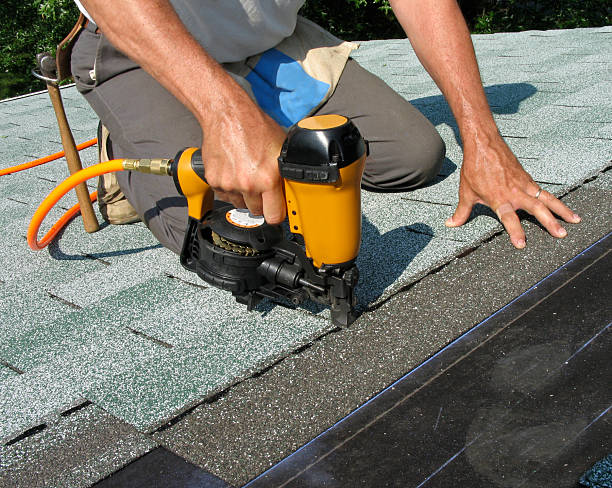 Best Commercial Roofing Services  in St Clair, MI